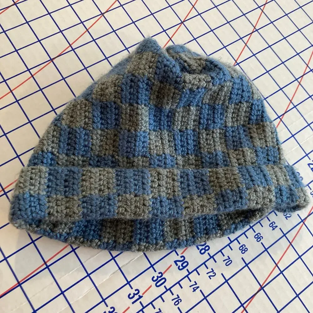 Handmade Blue & Gray Checkered Hat Adult M Thick Knit Ski Outdoors Grunge Retro